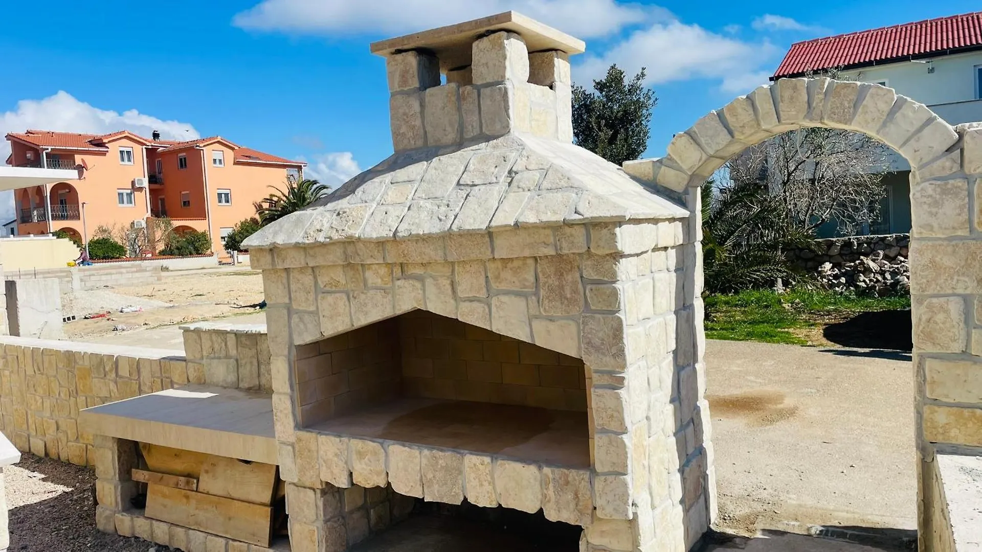 דירות פובליאנה Stonehouse-Pag