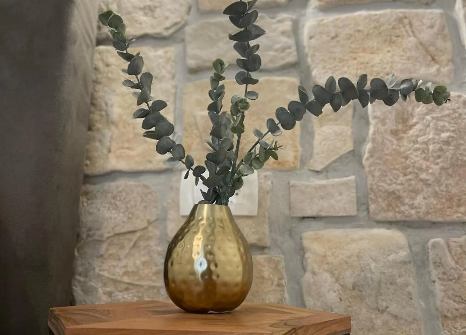 דירות פובליאנה Stonehouse-Pag